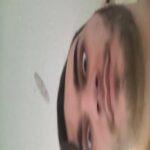 R****